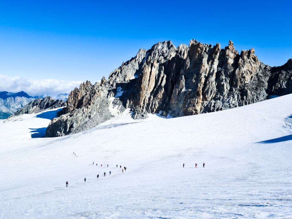 mont blanc acclimatization